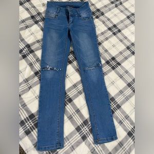 Light jeans: size 5/6. Wore a few times